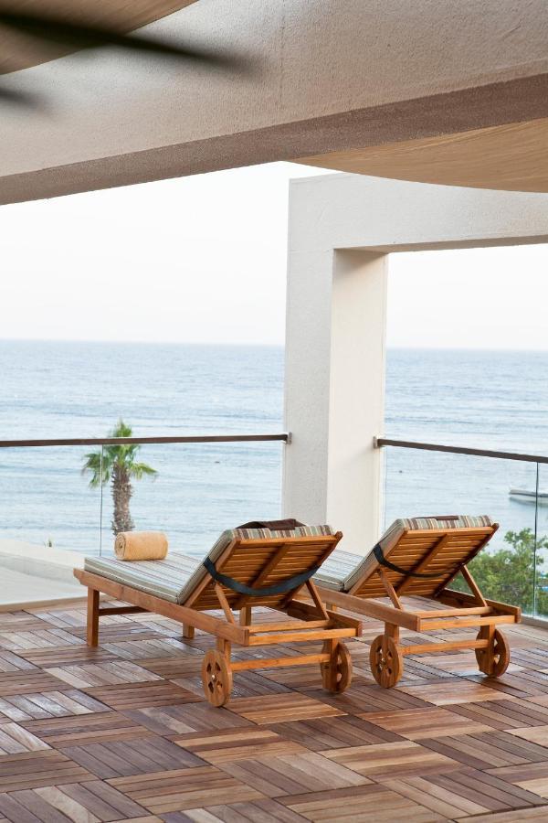 Suite Terrace,1415834256:JPEG